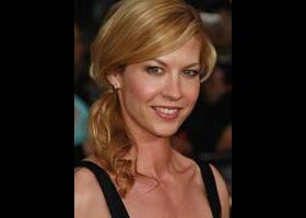 Jenna Elfman