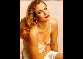 Kathleen Turner