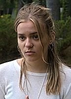 Maisy Stella