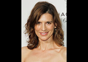 Perrey Reeves