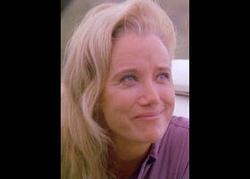 Sally Kirkland
