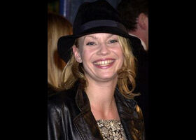 Samantha Mathis