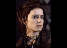 Torri Higginson