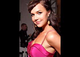 Arielle Kebbel