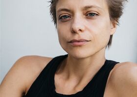 Lizzie Brochere