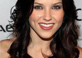 Sophia Bush