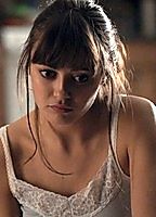 Ella Purnell