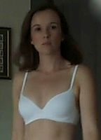 Claire van der Boom