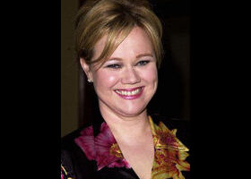 Caroline Rhea