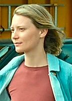 Mia Wasikowska