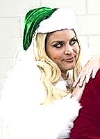 Cecily Strong