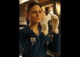 Emily Deschanel