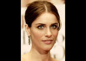 Amanda Peet