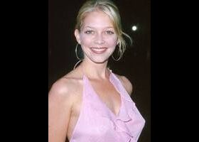 Amanda Detmer