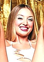 Bella Podaras