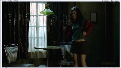 Niagara Motel scene 4