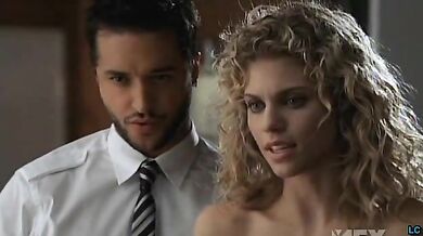 Nip/Tuck scene 2