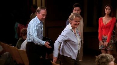 2 and a Half Men scene 13