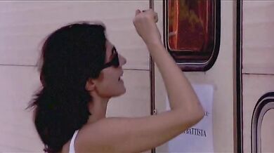 Scarlet Diva scene 2