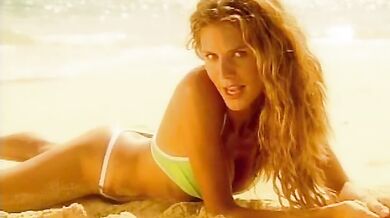 Sports Illustrated Swimsuit Issue 1999