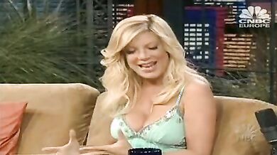The Tonight Show with Jay Leno scene 9