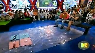 Total Request Live scene TWO