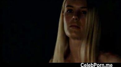 Kate Bosworth flashes her bald pussy