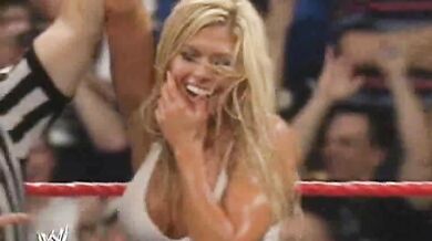WWE Divas: Wet And Wild