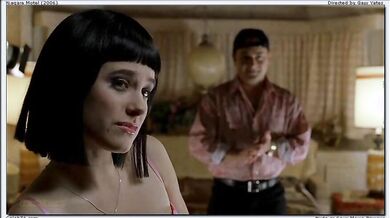 Niagara Motel scene 7