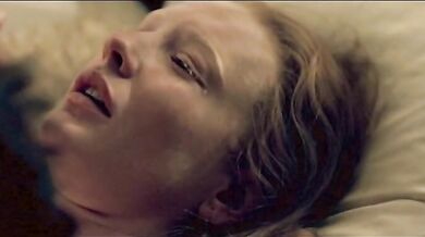 Elizabeth scene 3