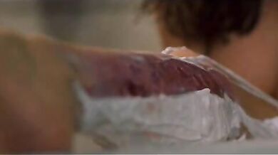 Cabin Fever scene 10