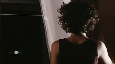 Embrace of the Vampire scene 26