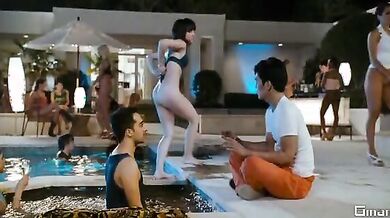 Harold & Kumar Escape from Guantanamo Bay scene 6