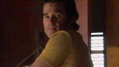 3000 Miles to Graceland scene 5