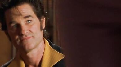 3000 Miles to Graceland scene 7