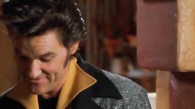 3000 Miles to Graceland scene 7