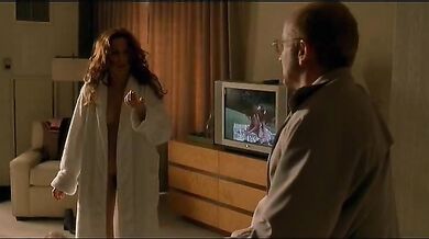 One Hour Photo scene 2