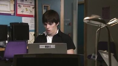 Skins scene 7