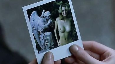 Killing Me Softly scene 10