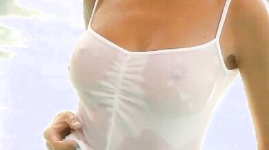 Sports Illustrated Swimsuit Issue 1999 scene 2