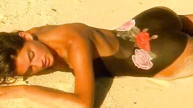 Sports Illustrated Swimsuit Issue 1999 scene THREE