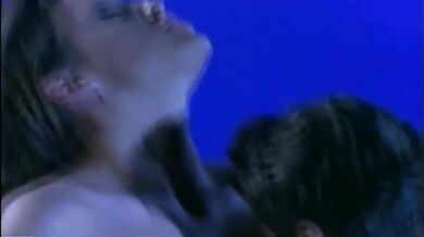 Femalien scene 2