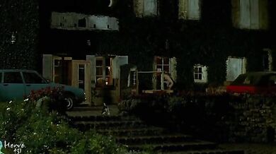 Sentiments, Les scene THREE