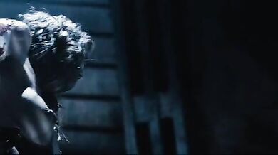 Fear dot Com scene 5