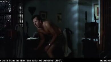 The Tailor of Panama scene 7