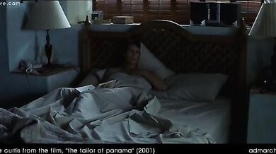 The Tailor of Panama scene 7