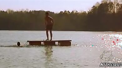Cabin Fever scene 15