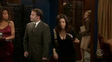 The New Adventures of Old Christine scene 2