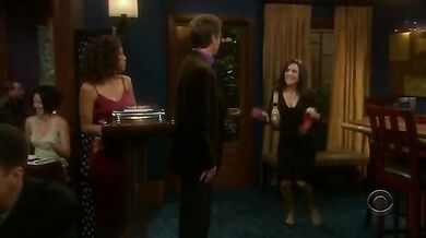 The New Adventures of Old Christine scene 2