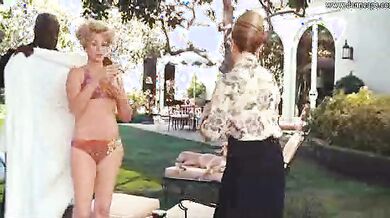 Charlie Wilson's War scene 5